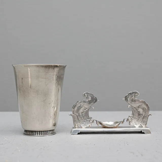 SALTKAR samt bägare, silver, vikt ca 201.