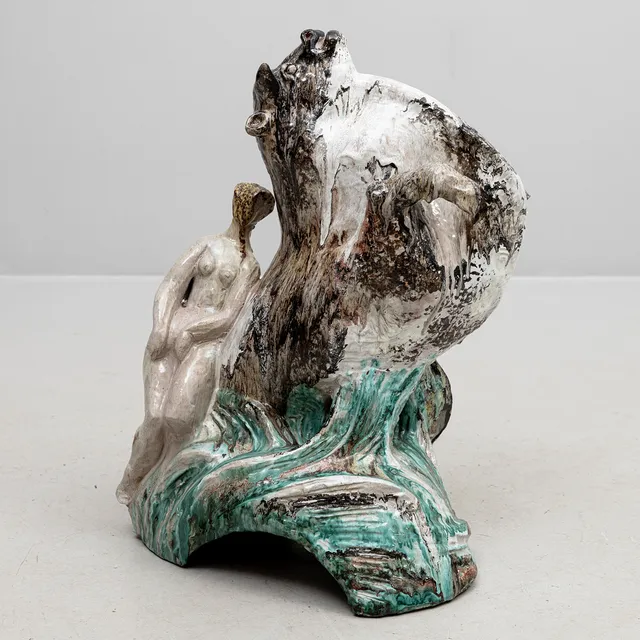 ALLAN EBELING. Skulptur, glaserad keramik, "Europa och Tjuren", osignerad.