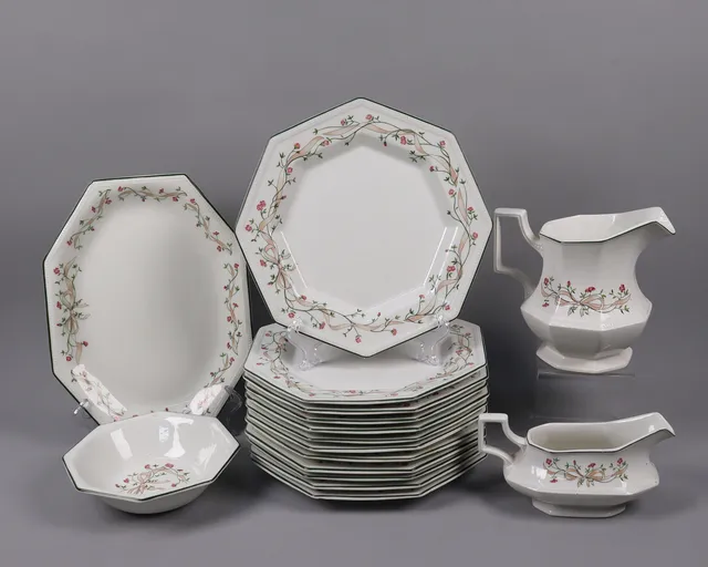 SARINA MASCHERONI, Johnson Brothers, England.Servis, "Eternal Beau", matservis, 16 delar.