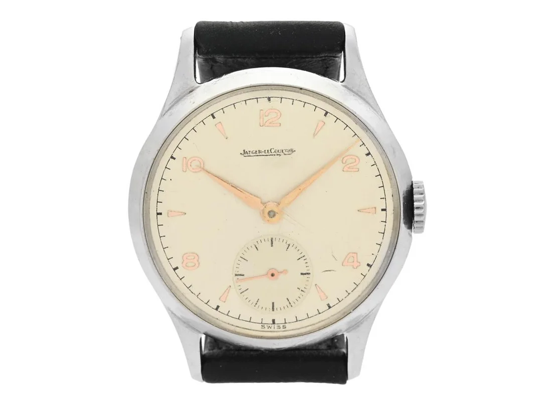 JAEGER-LE COULTRE, herrur, 31 mm, Cal P469/A, Serie nr. 419946, Boett nr. 359736, stål, manuell, plexiglas, liten sekundvisare, skadad urtavla, defekt (går ej, akut servicebehov), ca 1946. — Klockor/Jaeger-Le Coultre — Kaplans