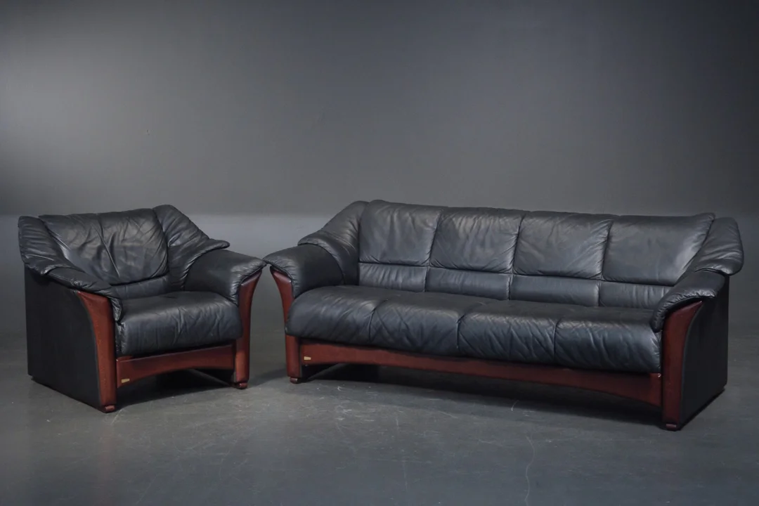 Ekornes, Stressless, 3-pers. sofa & lænestol, sort læder / bejdset bøgetræ (2) — Furniture/Lounge suites, sofas — Lauritz