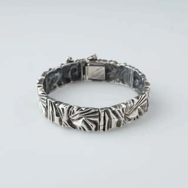 PENTTI SARPANEVA. Armband. Silver 830, Åbo, 1973.