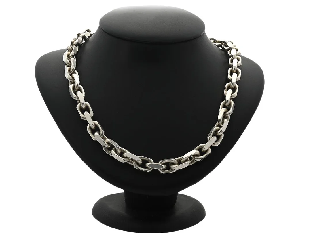 HALSKEDJA, sterlingsilver, ankarlänk, längd 50,6 cm, vikt ca 150,4 g. — Smycken/Halskedja — Kaplans