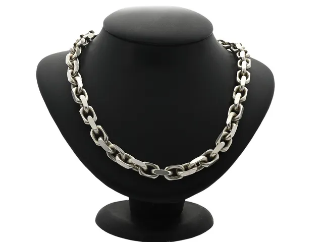 HALSKEDJA, sterlingsilver, ankarlänk, längd 50,6 cm, vikt ca 150,4 g.