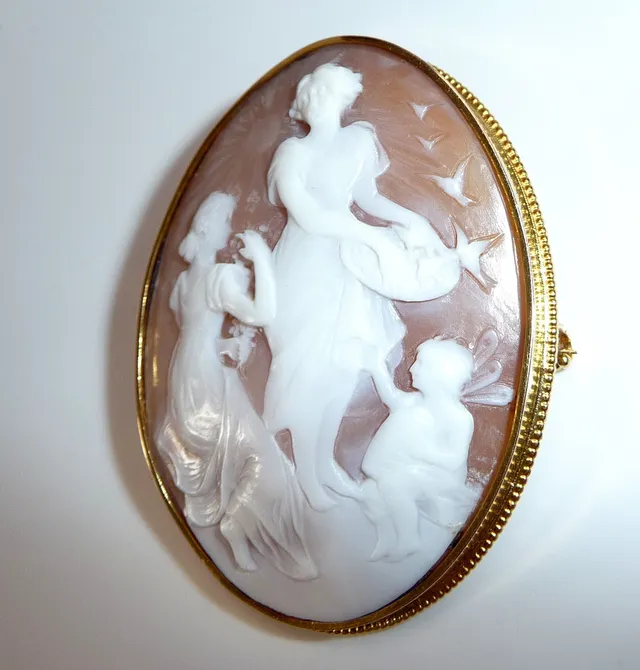 Anhänger ANTIK Brosche Gemme Cameo in 585 Gold Roségold 16g.