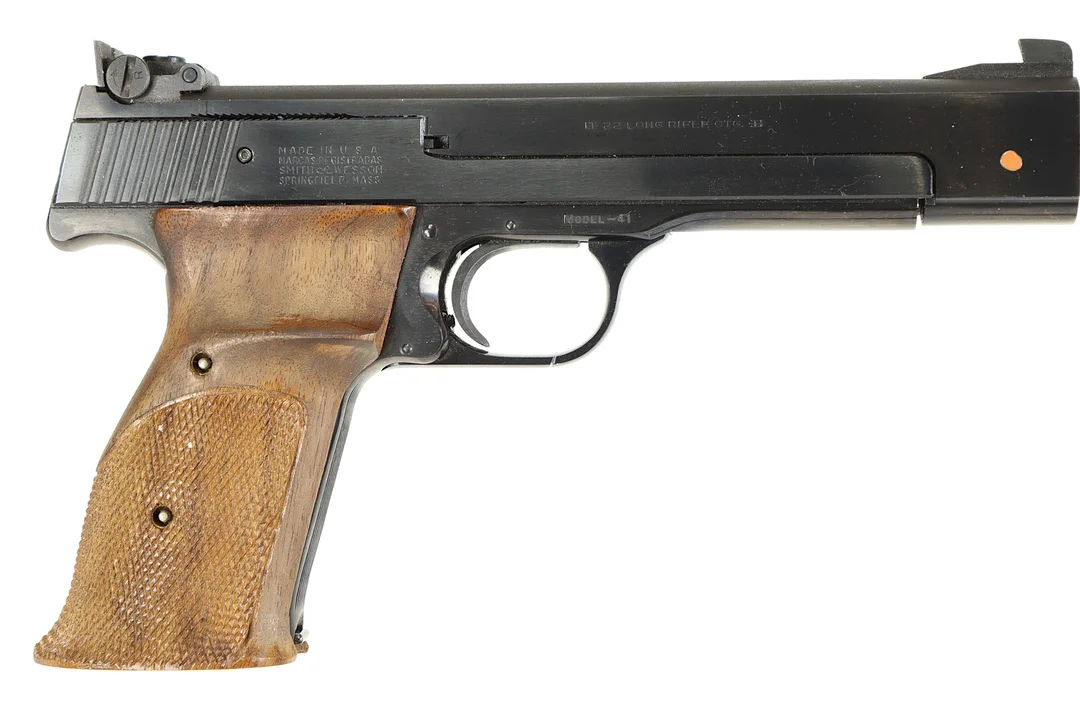 PISTOL, fabrikat Smith & Wesson, modell 41, kaliber .22lr, tillv.nr 96797. — Pistols — Walter Borg