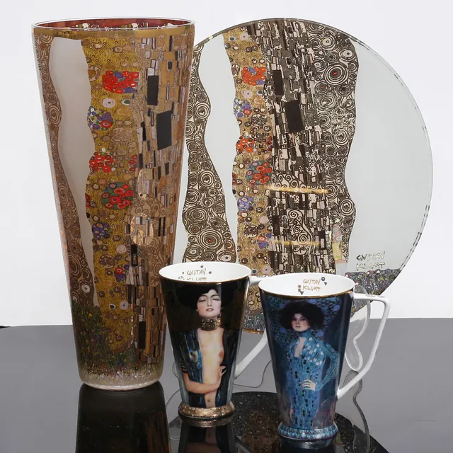 GUSTAV KLIMT. Glas samt porslinsföremål, 4 delar, Goebel.