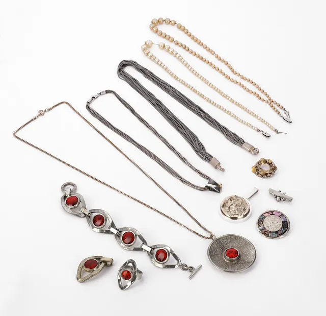 Herman Siersbøl, Aagaard and others. A collection of jewelry made of pewter, silver and sterling silver (12)