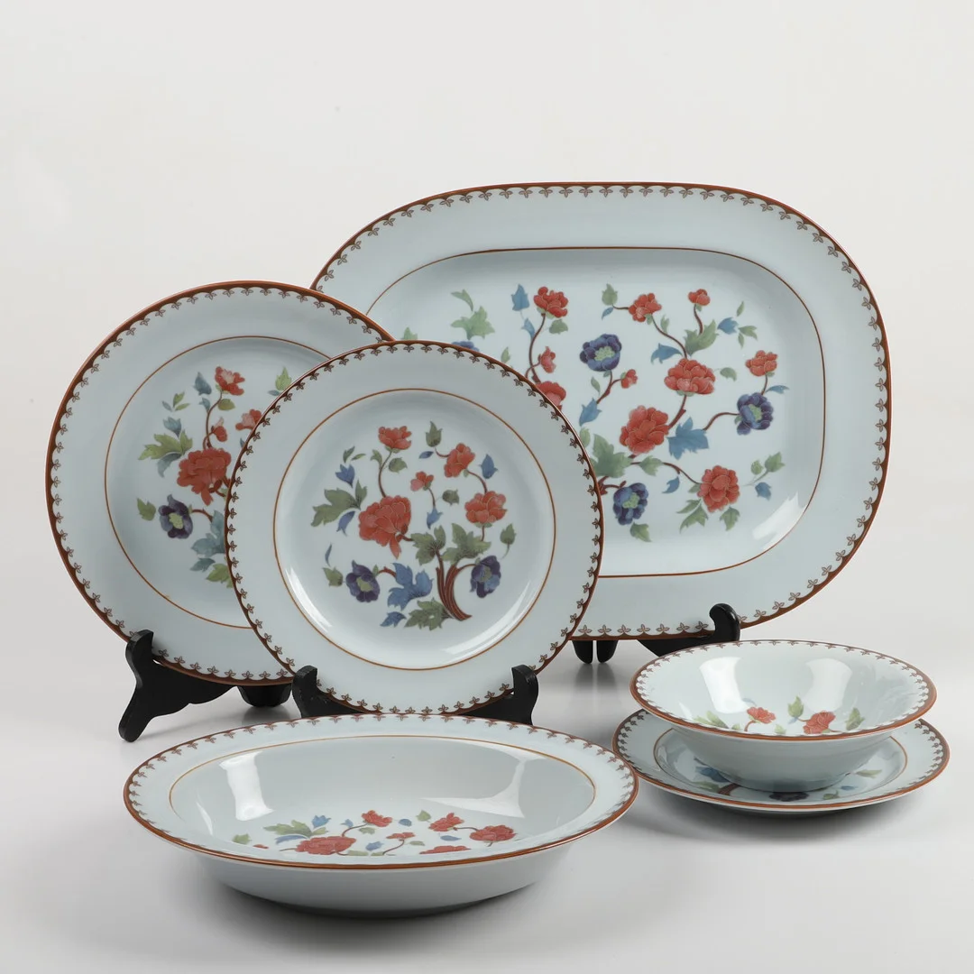 JACKIE LYND. Matservis, 26 delar, "Eden", porslin, Rörstrand. — Tableware — Helsingborgs Auktionskammare