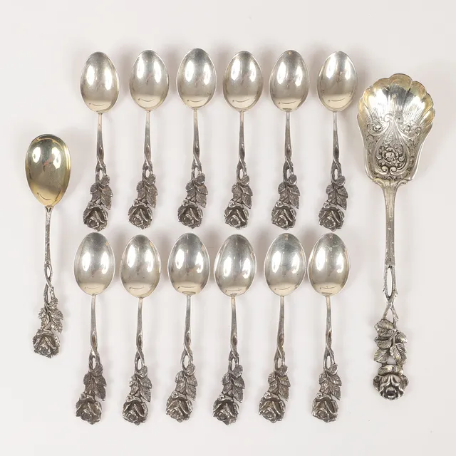 KAFFESKEDAR M. M., 14 stycken, "Rosen", silver, bl. a. Sam Carlsson, Sävsjö, 1959.