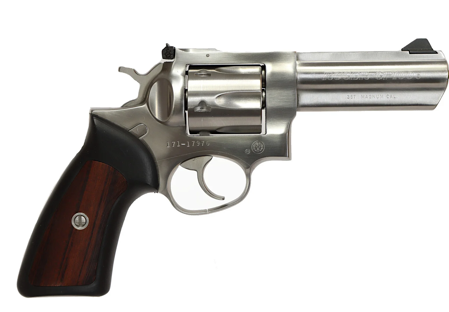 REVOLVER, Double Action, fabrikat Ruger, modell GP100, kaliber .357 Magnum, tillv.nr 171-17976, se-nr SE1899361. — Revolvers — Walter Borg