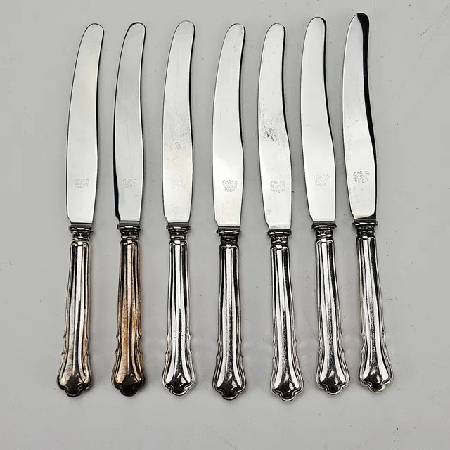 KNIVAR , 7 st, silver, "Chippendale", GAB, Stockholm 1952-1955, total vikt ca. 333 gram.