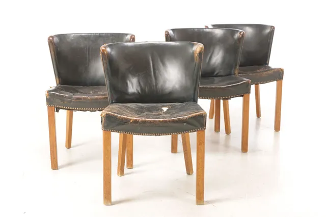 Fritz Hansen. Four chairs model 1514, 1940s. (4)