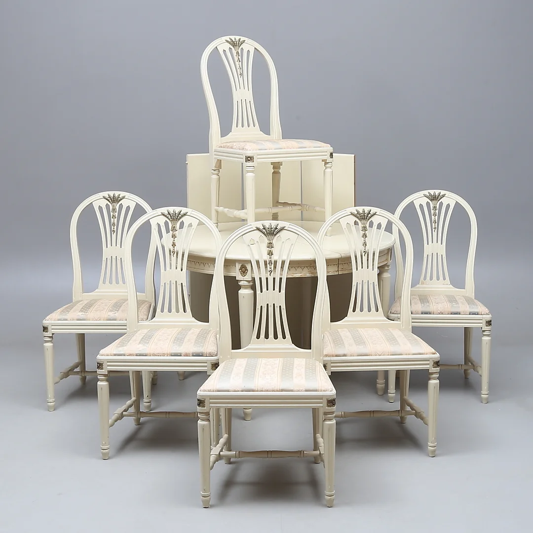 MATSALSGRUPP, 7 delar, gustaviansk stil, 1900-tal. — Dining room furniture — Auktionshuset Kolonn