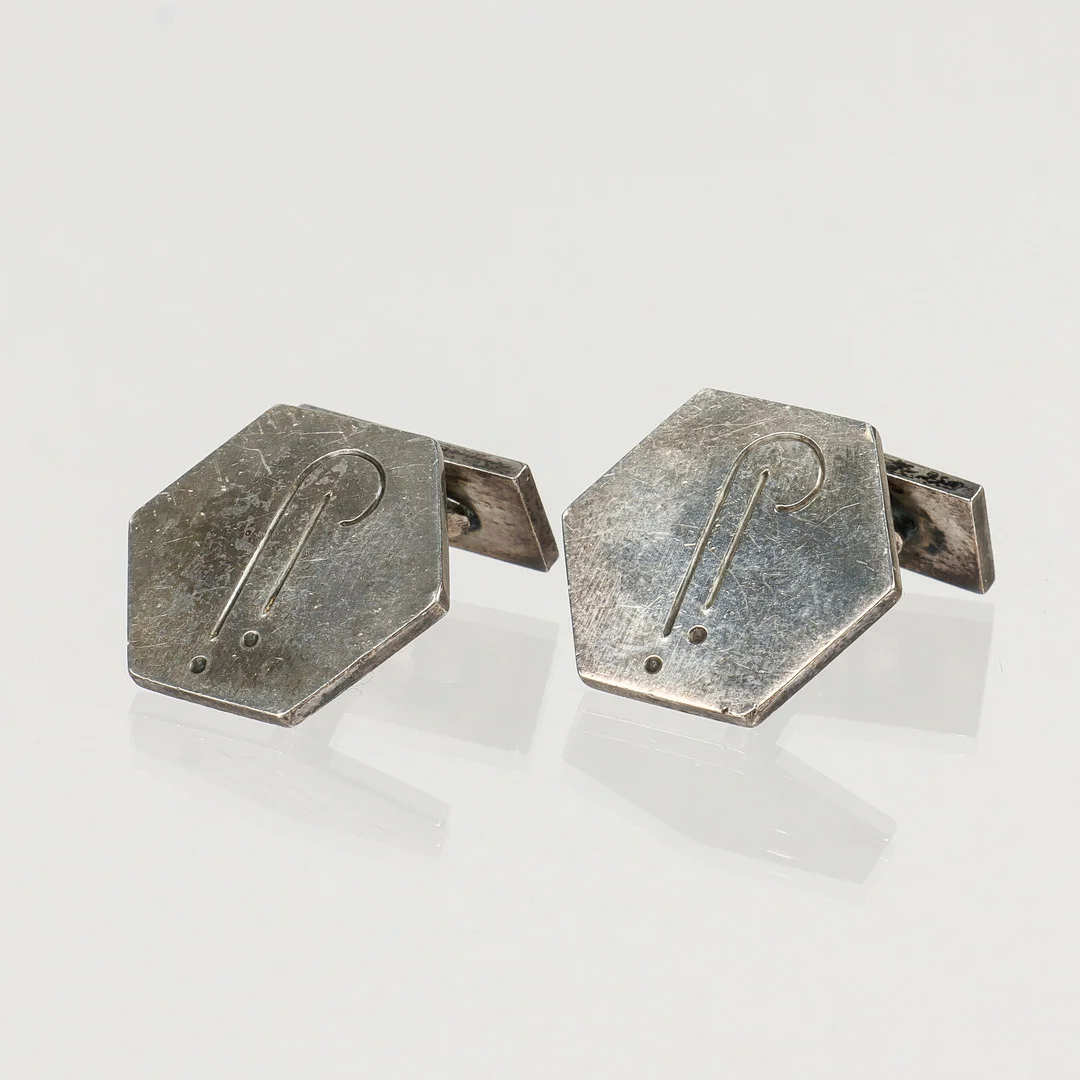 WIWEN NILSSON. Manschettknappar, silver, Lund 1946. — Cufflinks & Tie Pins — Karlstad Hammarö Auktionsverk