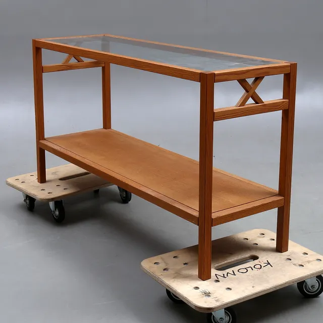 SIDEBOARD, med glasskiva, Englesson, 2000-tal.
