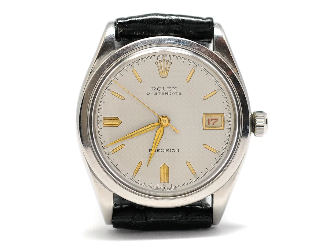 ROLEX, Oysterdate, Precison, Ref nr. 6294, Serie nr. 962215, Cal 740, Verk nr. 12010, Boett nr. 6294, herrur, 34 mm, stål, manuell, plexiglas, datum, renoverad urtavla, skadad urtavla, skadad boett, läderband, ca tillverkad andra kvartalet 1954. — Klockor/Rolex — Kaplans