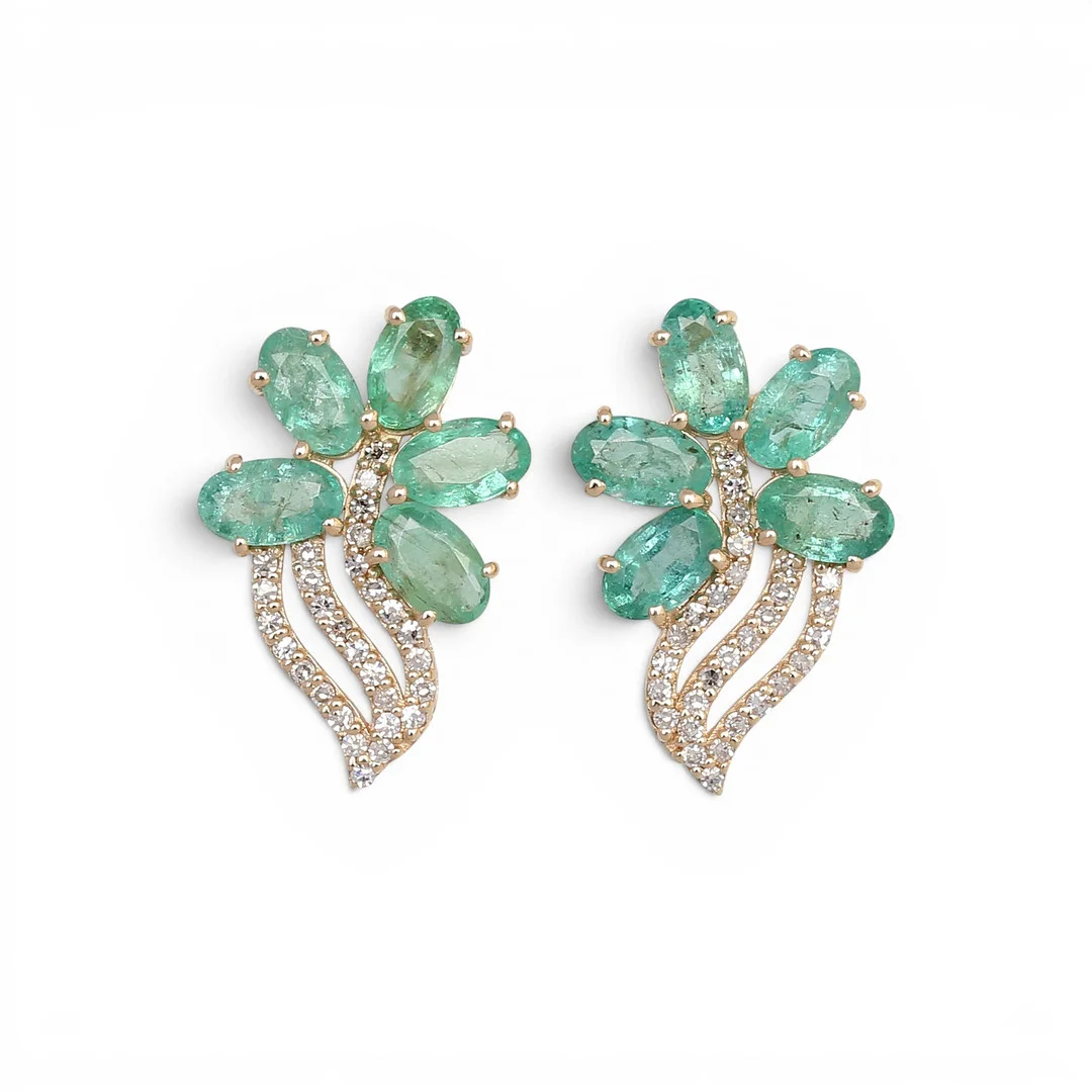 Emeralds and diamonds earrings. — Earrings — Balclis