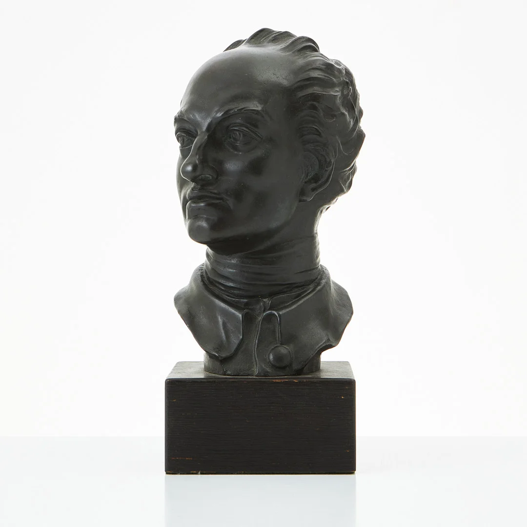 Jacques Philippe Bouchardon, efter. Skulptur. Karl XII. Gjutarstämpel Herman Bergman fud, Brons. — Sculptures & Bronzes — Stockholms Auktionsverk Magasin 5
