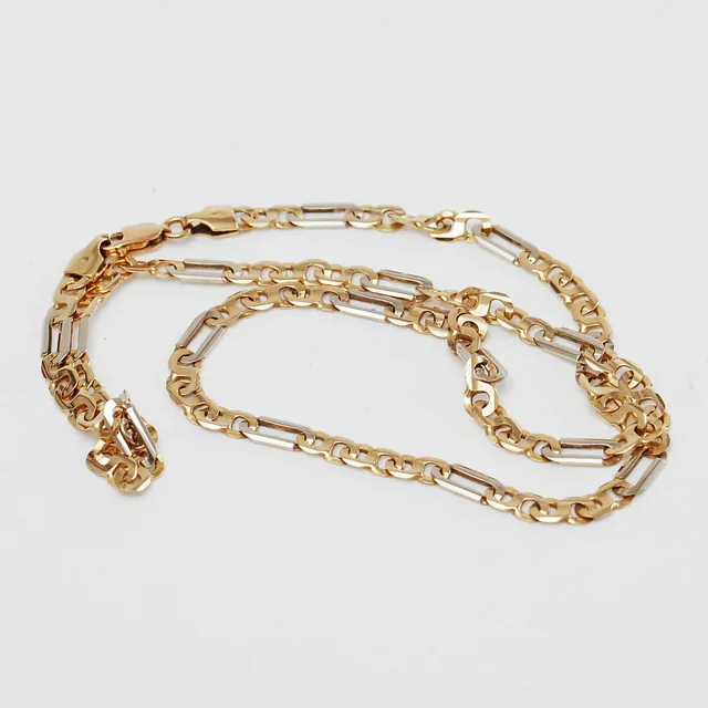 COLLIER, 18k guld. Vikt 14,0 gram.