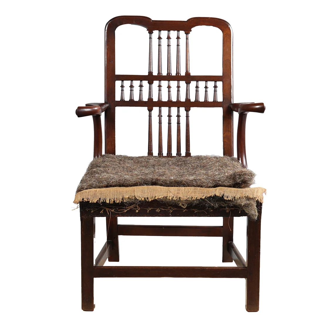 AN UNUSUAL GEORGE III MAHOGANY OPEN ARMCHAIR. — Armchairs & Chairs — Bishop & Miller
