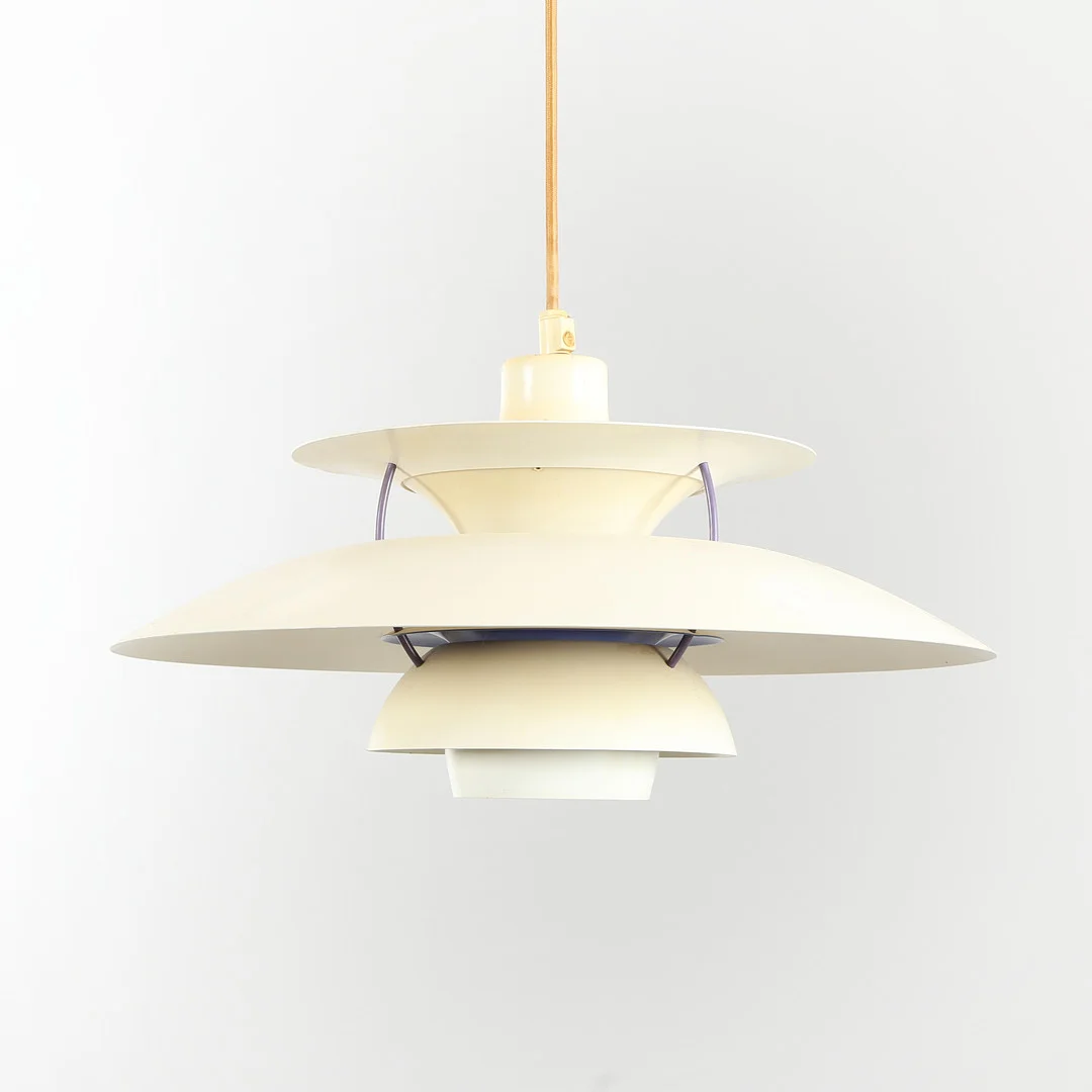 POUL HENNINGSEN. Louis Poulsen. PH5 pendel, hvid. — Ceiling lights — Bidstrup Auktioner