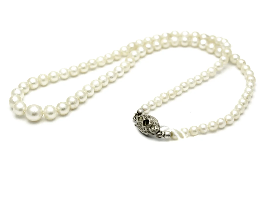 Pärlcollier 41cm, skadat lås S835, odlade pärlor 3,9-6,9mm — Smycken/Pärlcollier — Kaplans