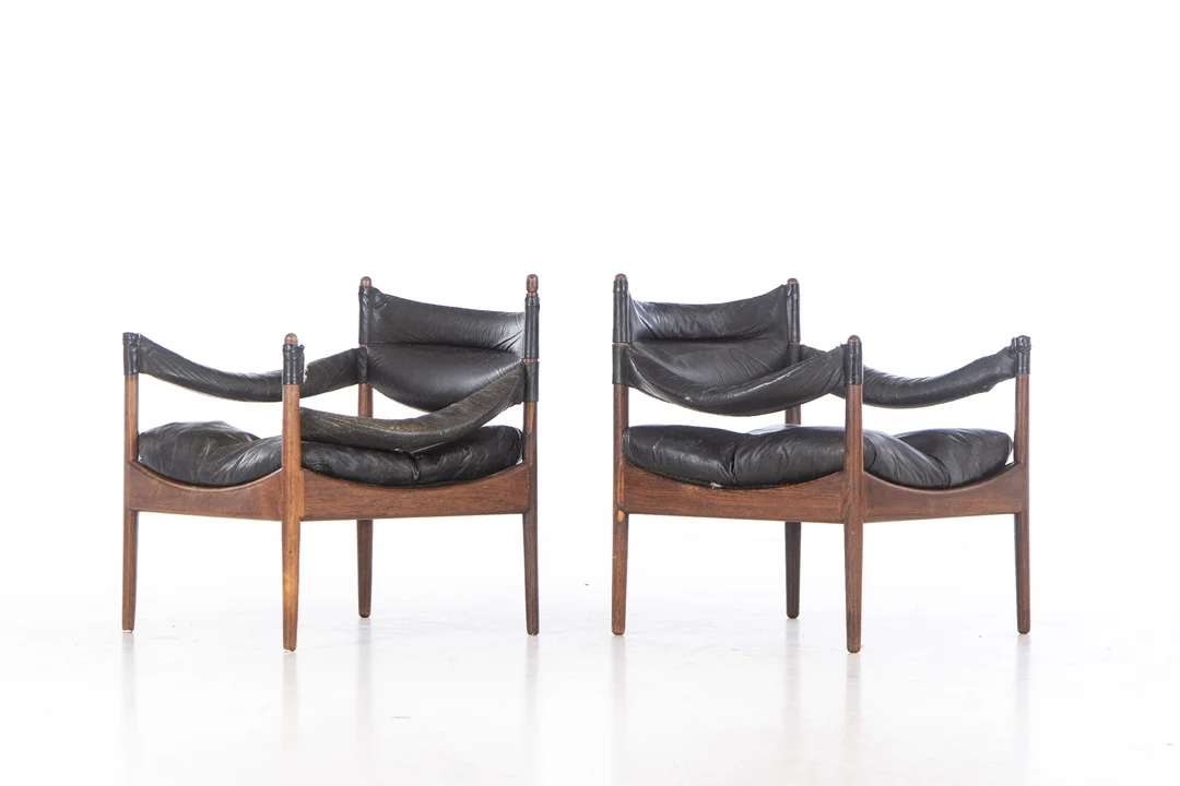 Kristian S. Vedel for Søren Willadsen. A pair of armchairs, rosewood, model 'Modus' (2) — Furniture/Lounge chairs — Lauritz