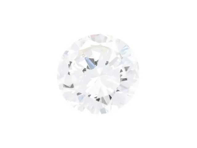 DIAMANT, briljantslipad, 0,57 ct, W(H)/SI1, nagg på kuletten.