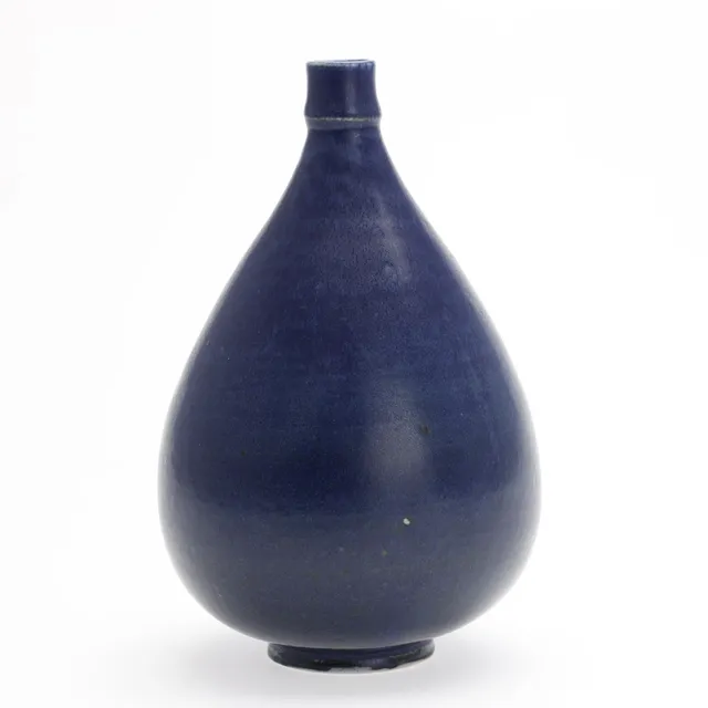 Vase, Saxbo, model: 97, violblå glasur, Danmark, 1937-1949.