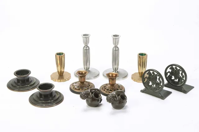 Just Andersen et al. Stands, pen holders, bookends (12)