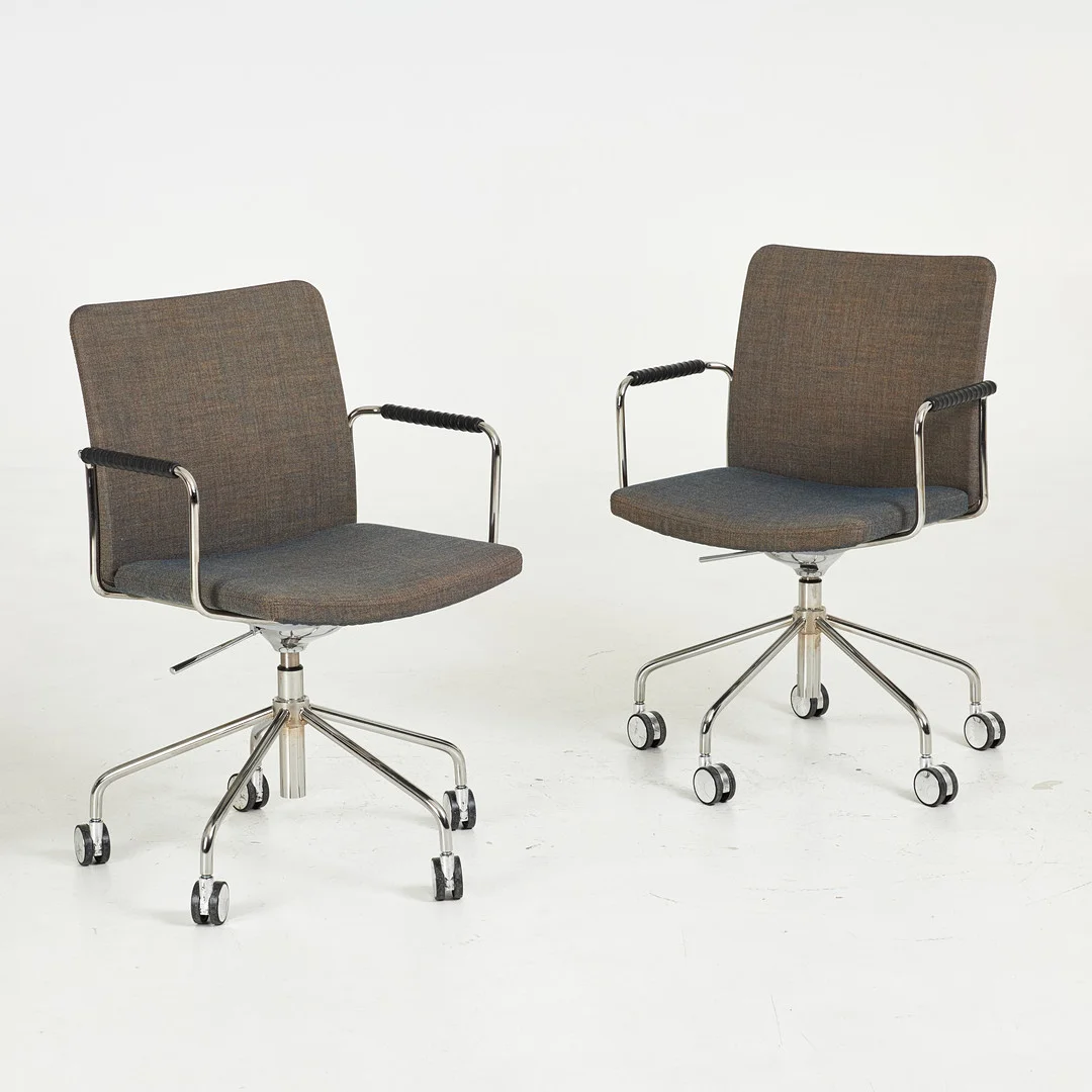 BROBERG & RIDDERSTRÅLE. Kontorsstolar, 2 st. "Stella" för Swedese, kromad stomme, läderklädda armstöd. — Armchairs & Chairs — Stockholms Auktionsverk Sickla