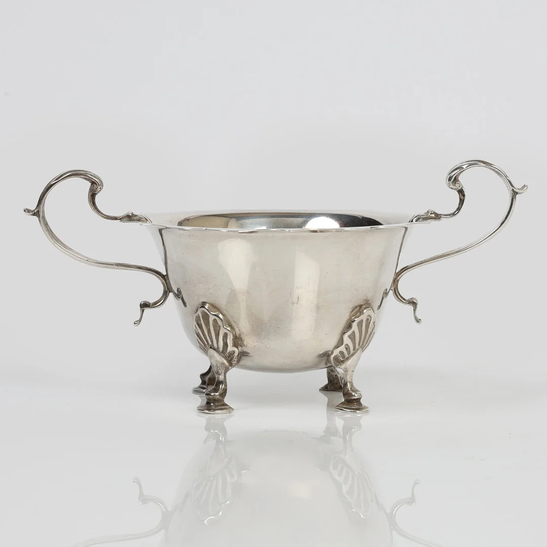 AN EDWARD VIII SILVER SUGAR BOWL. — Silver — Bishop & Miller