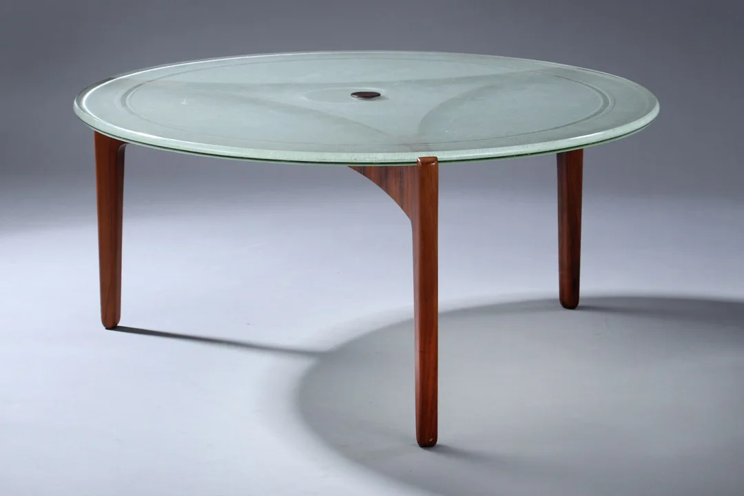 Sven Ellekær. Sofabord af teak og glas. Model 104 — Furniture/Coffee tables, occasional tables — Lauritz