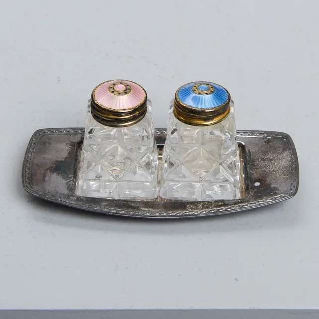 HROAR PRYDZ. Salt- och pepparkar, silver, David Andersen, Norge, 1900-tal.