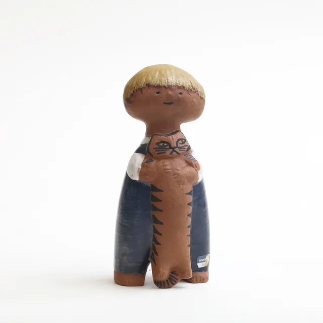 LISA LARSON. Figurin, "Pelle", ur serien Larsons ungar, stengods, Gustavsberg.