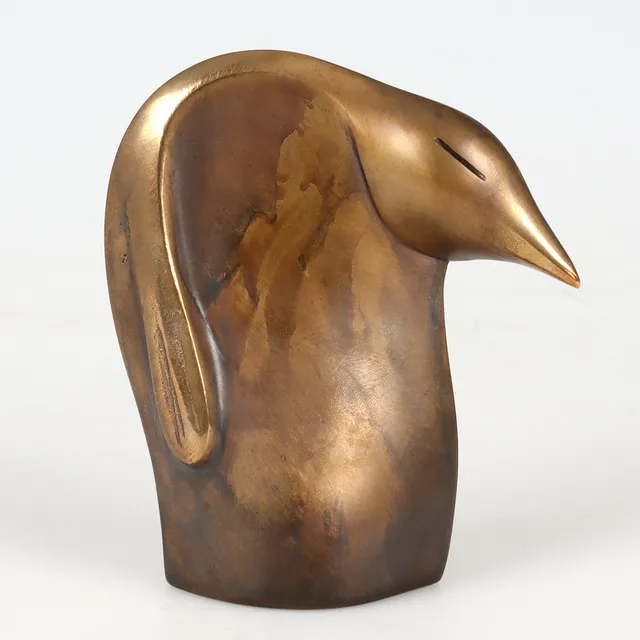 IRMTRAUD PAILLARD. Skulptur, pingvin, brons, signerad och numrerad 18/150. Ugglarp 2000.