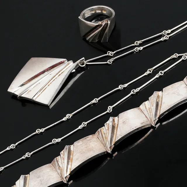 MATTI HYVÄRINEN. Garnityr, 3 delar, sterlingsilver, Sirokoru, Finland.