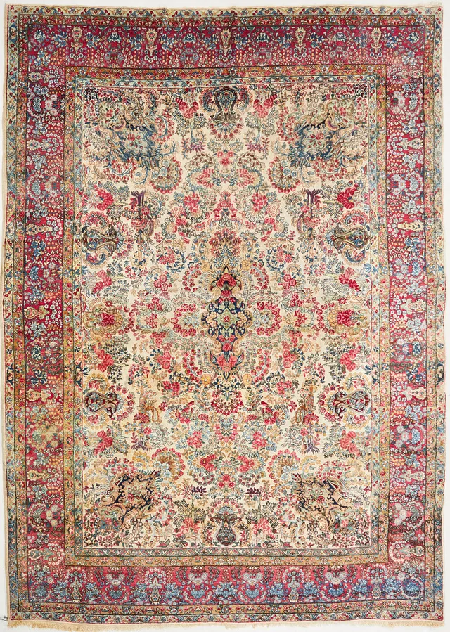 ORIENTMATTA. Kirman, Persien, semiantik, ca 353x260 cm.