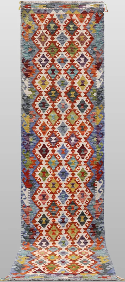 ORIENTMATTA. Kelim klassisk design, gallerimodell, 394 x 82 cm.