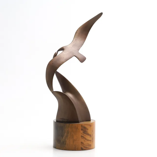 BROR FORSLUND. Skulptur, "Måsen", brons, signerad, numrerad 281, Galleri Scandia.
