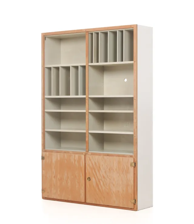 Grethe Meyer & Børge Mogensen. 'The Home's Building Cabinets'
