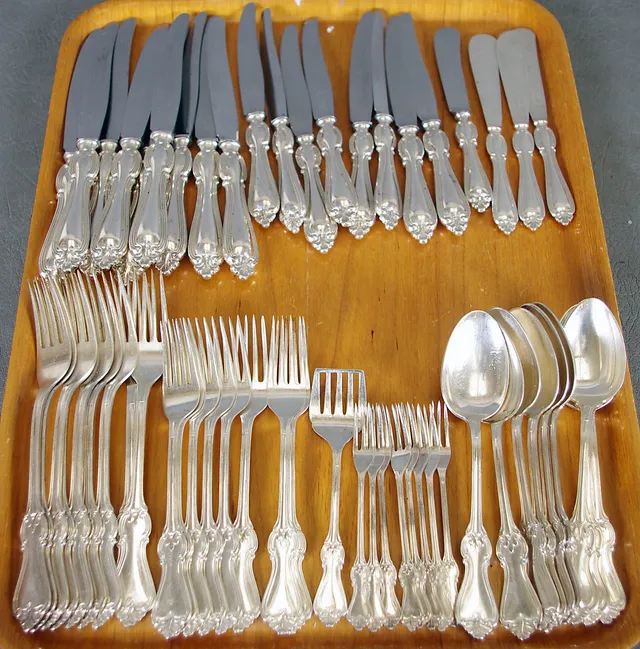 BESTICKUPPSÄTTNING, "Olga", nysilver.