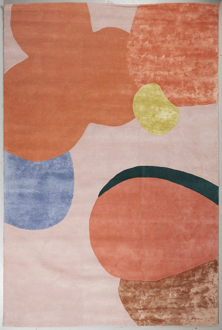 LAYERED, "Flowerfield", matta, ca 298 x 390 cm. — Carpets — Stockholms Auktionsverk Sickla