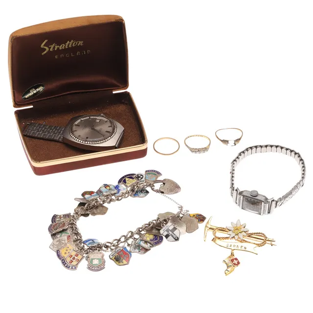THREE GOLD RINGS ETC.