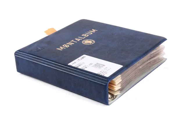 Denmark and abroad. Folder with DK commemorative coins made of silver etc.