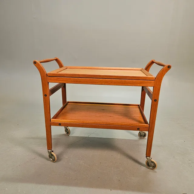 SERVERINGSVAGN, teak, 1960-tal.