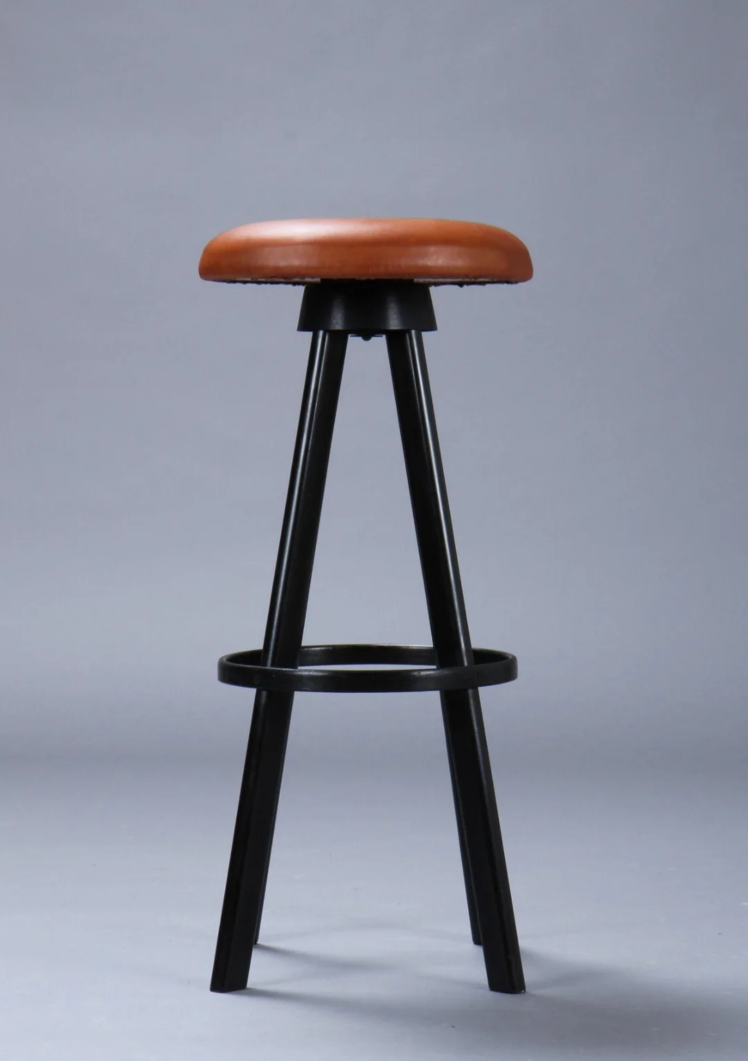 Hans Olsen for Frem Røjle. Bar stool, aniline leather — Furniture/Chairs — Lauritz