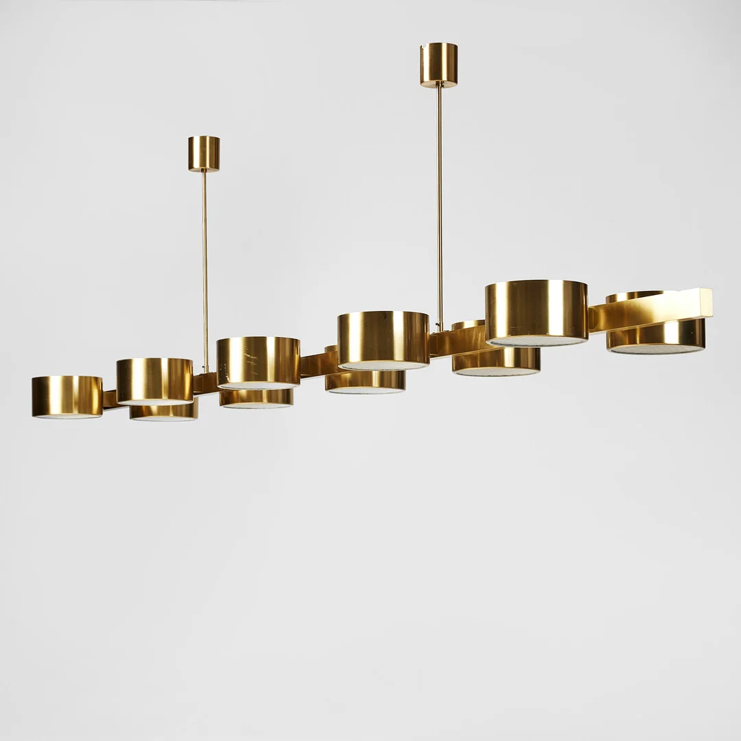 HANS AGNE JAKOBSSON. takarmatur, "T 261/10", mässing, 10 ljuspunkter med raster. — Ceiling lights — Stockholms Auktionsverk Fine Art