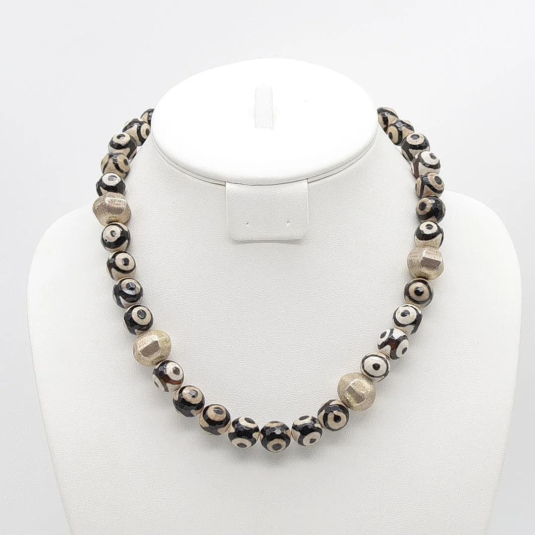 DESIGNER COLLIER AUS TIBET ACHAT (FACETTIERT), 925ER SILBER, VINTAGE, CA. 45C. — Necklace — Kunst- und Auktionshaus Kleinhenz